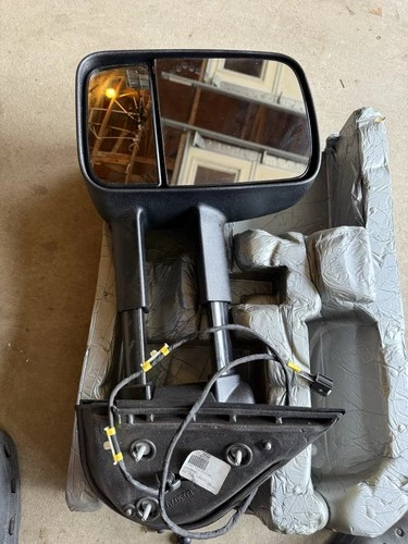 Oem 2016 /19  Chevy Silverado towing mirror electric directional Drivers