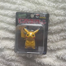 TOMY Monster Collection 025 Pikachu Pokemon Figura Takara Tomy