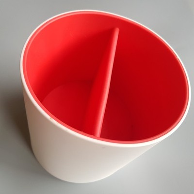 J-ME Kipp Schreibtisch Ordnung Schreibwaren Fernbedienung Halter Weiß Rot Modern Design Schreibtisch