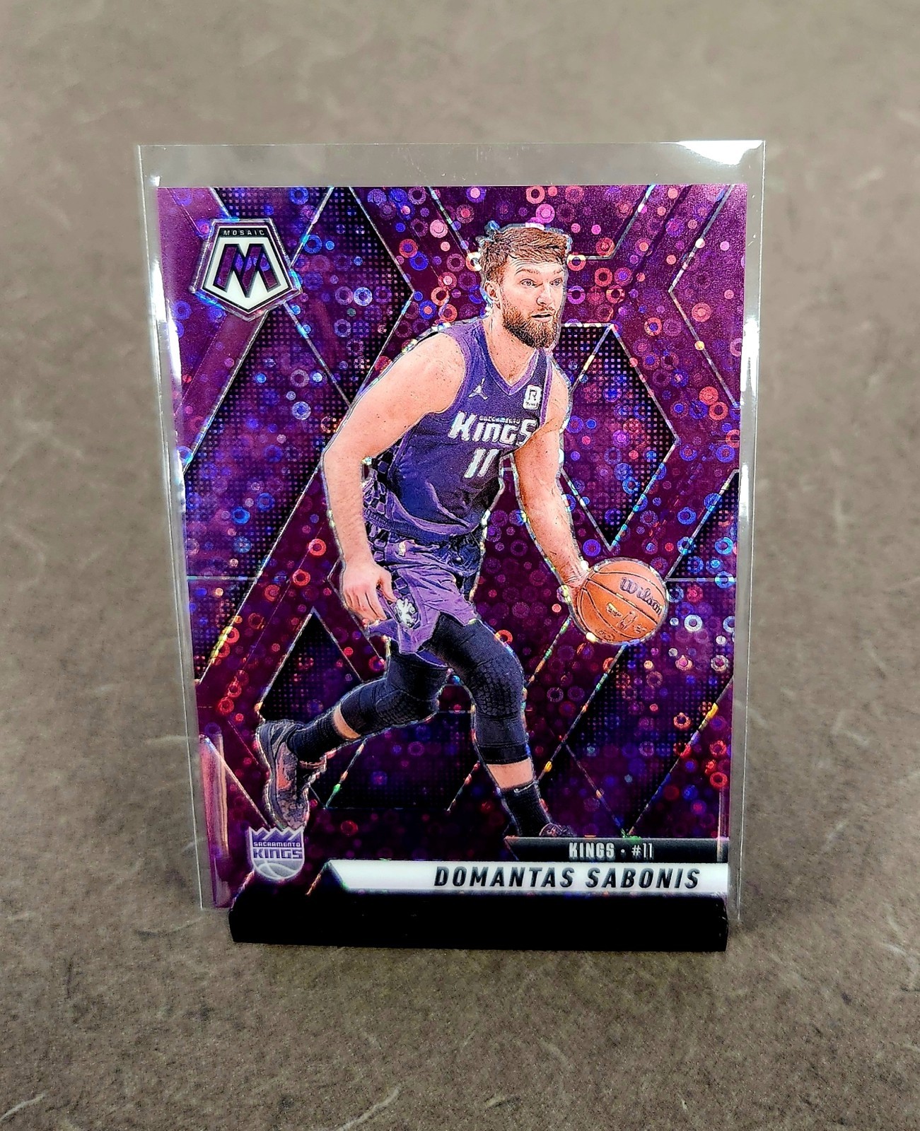 2024-25 Panini Mosaic - Domantas Sabonis #17 Fast Break Purple Mosaic Prizm /50