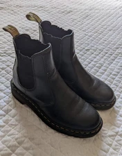 Doc Martens Black Leather Chelsea Slip On Boot Women's Size 7 Men’s 6 Whimsigoth