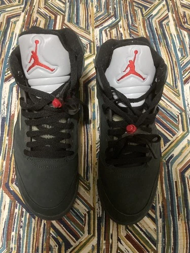 Jordan 5 Gore-Tex Off-Noir Size 9.5 Women's/8 Men's