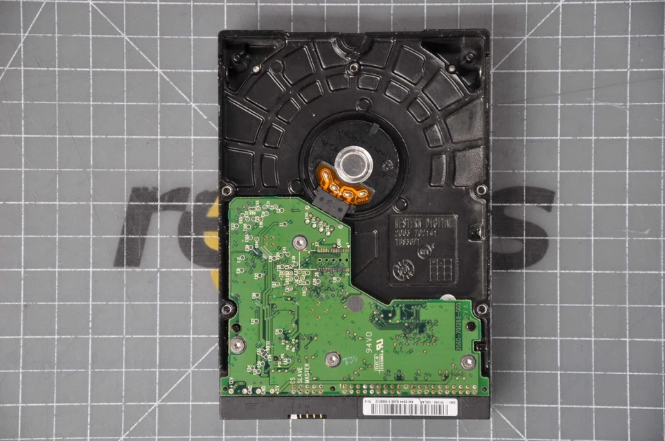 WESTERN DIGITAL IBM 40GB 7.2K RPM IDE 3.5" Hard Disk Drive (HDD) GRADE B 39M0129 - Image 2 of 3