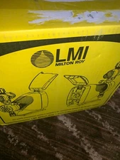 NEW CHEMICAL METERING PUMP , B711-498SI , LMI MILTON ROY , FREE SHIPPING