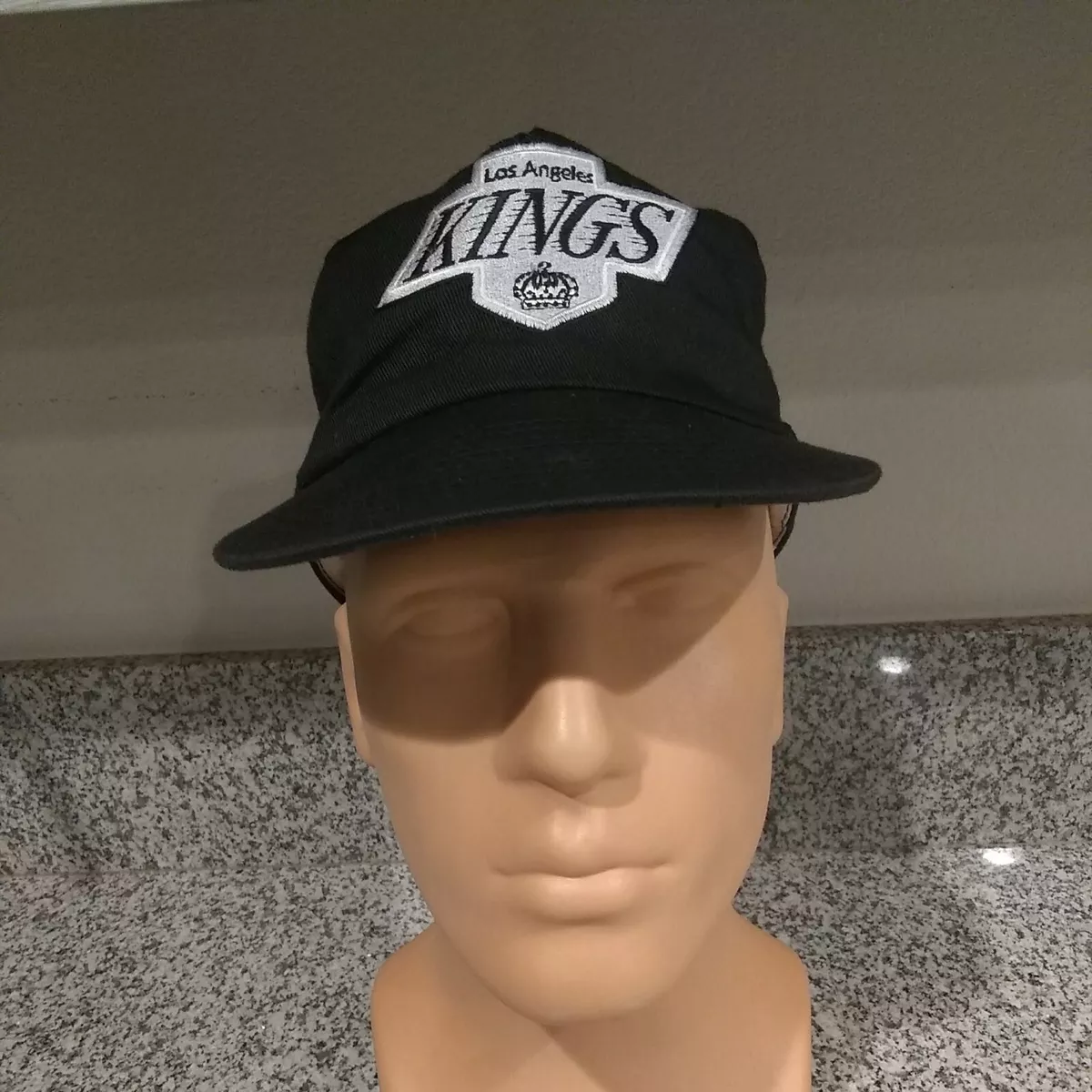 Vintage Deadstock 90s Los Angeles Kings Wool Snapback Hat Cap NHL