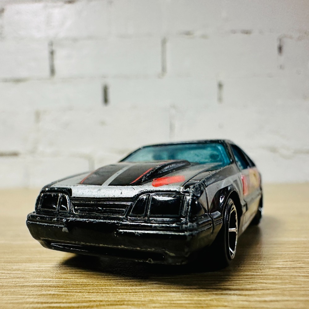 92 Ford Mustang HW Racing Mystery Models Cars 2012 7/24 Black Silver