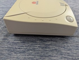 Sega Dreamcast Console Bundle 2 Controllers, Cables, VMU, 5 Games & 2 Demos Disc
