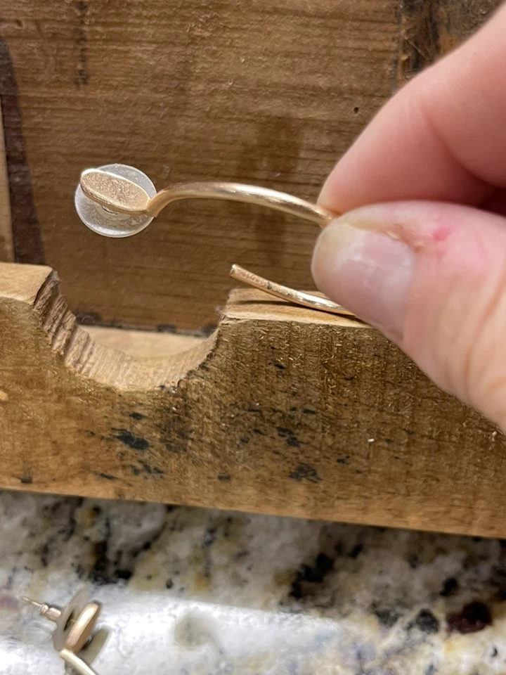 Kendra Scott Pepper hoop earrings rose gold tone multi 2.5” orig $70 - Image 2 of 4