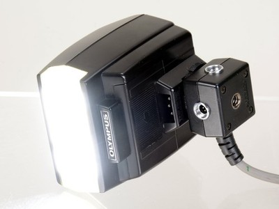 Olympus Electronic Flash T20 for TTL Auto Exposures on OM-2, OM-2n.  Tested Good