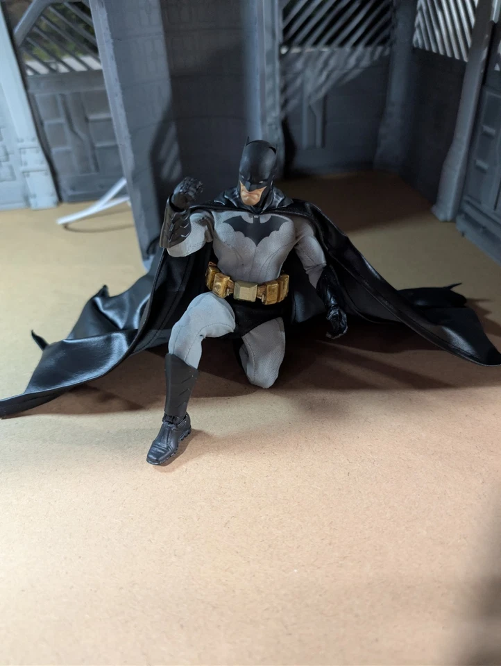 Mezco One 12 Заказной Грег Капулло Вдохновленный Бэтменом И 3D Напечатанный Костюм Камера. - Изображение 4 из 4