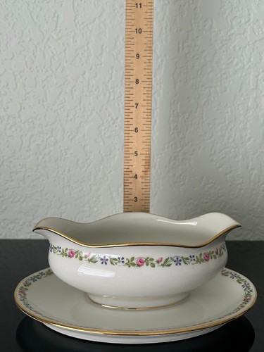 Wm. GUERIN & Co LIMOGES, GRAVY BOAT with Attached Saucer, France. - Picture 8 of 12