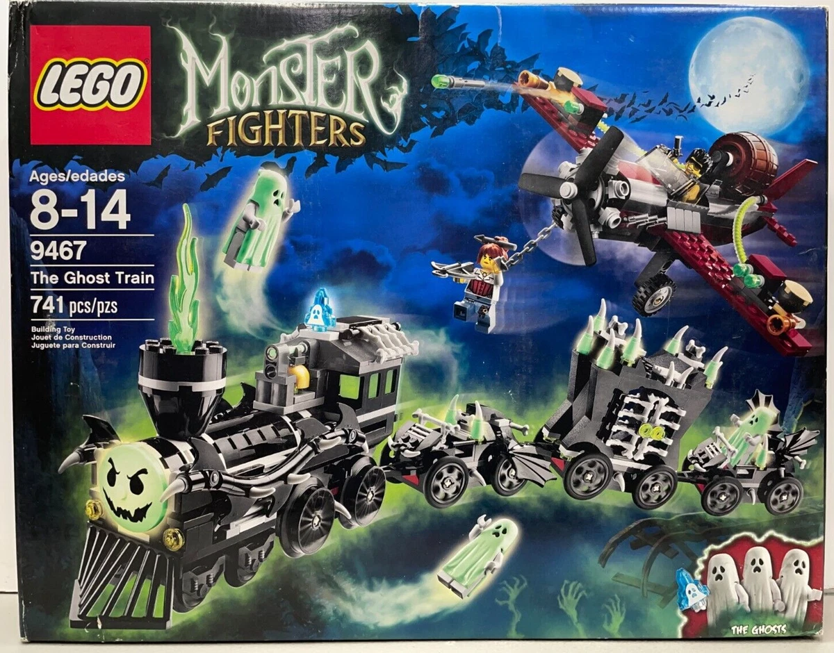 LEGO Monster Fighters 9467 The Ghost Train 741 pcs 5 Minifigs DAMAGED Box