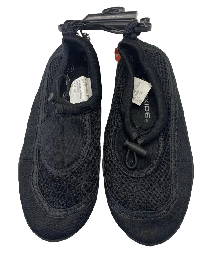 Youth aqua socks sales