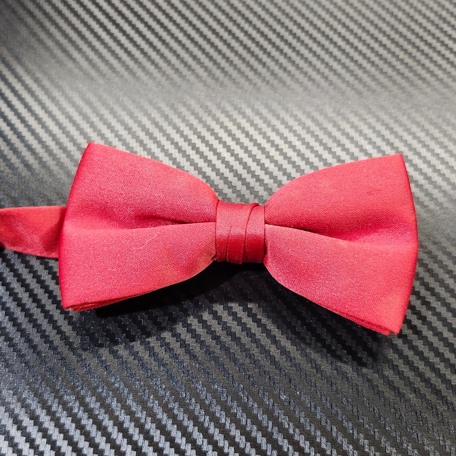 Vintage After Six Solid Red Pre-tied Bowtie Made In The Dominican Republic image 4