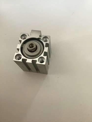 Festo ADVC-32-20-I-P-A Zylinder (ref196) - Bild 2 von 2