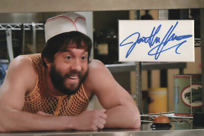 JONATHAN KITE signiert 12x8 Foto Display 2 BROKE GIRLS COA