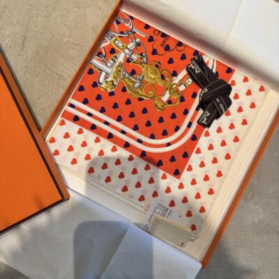 HERMES　エルメス　カレ45　BRIDESｄｅGALA HERMES エルメス カレ45 BRIDESdeGALA - メルカリ