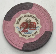 Resorts International Casino $2.50 Chip Atlantic City NJ New Jersey House Mold