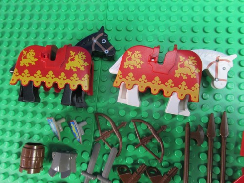 genuino LEGO VINTAGE castillo CABALLEROS CRUZADOS LEÓN minifigura conjunto lote PAQUETE - Imagen 5 de 7