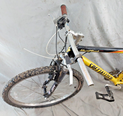 2005 Specialized Hardrock MTB Bike Medium 17