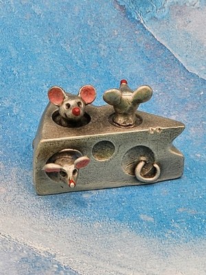 Hudson Pewter Figurine 2911 Mice in Swiss Cheese 1983 Knick Knack  