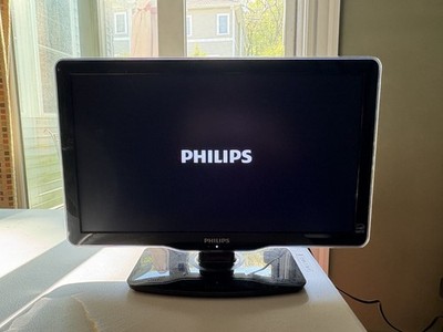 Philips 19PFL4505D/F7 19 Inch 720P LED LCD HDTV Gaming Television TV No Remote