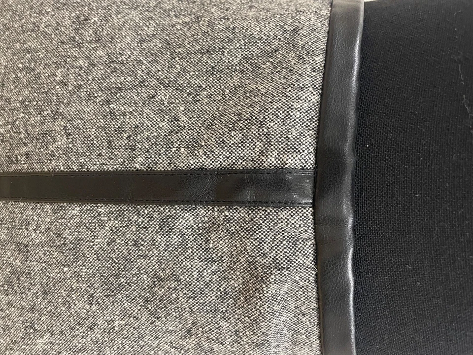 Falda de lana con ribete de cuero de Laundry Foto 3 de 3