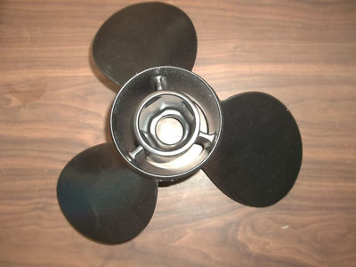 14 1/2 x 19 RH Prop Mercruiser Propeller 14.5 19p 3 blade aluminum