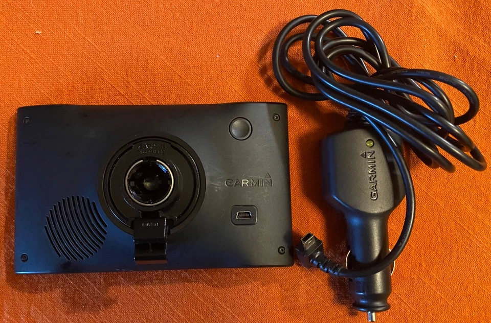 GARMIN nüvi 2589LMT 5" GPS Navigator  Free Shipping - Image 3 of 4