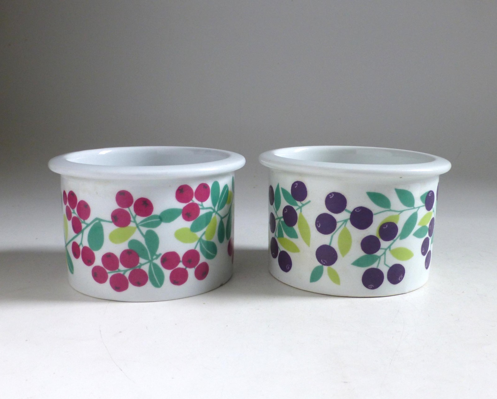 Arabia Finland Vintage Ceramic  'Pomona'  Jam Pots. Currants. 1960's