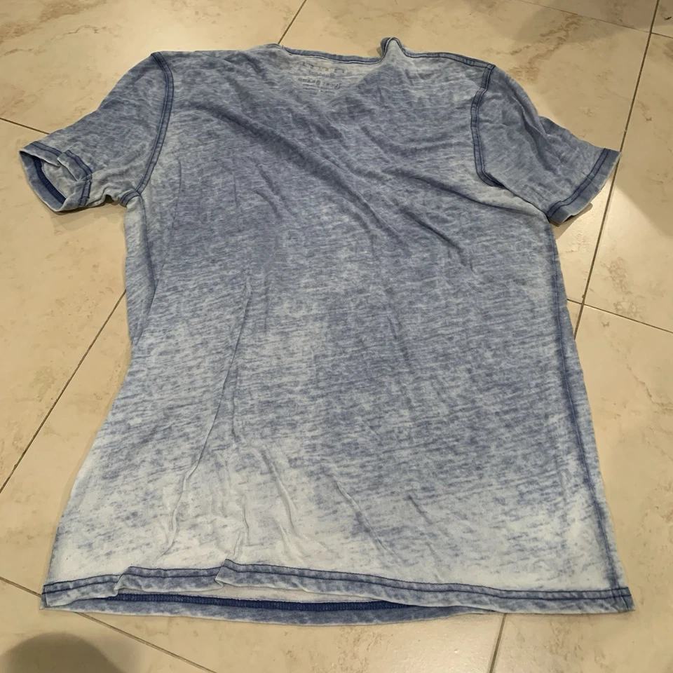 Camiseta Pullover Lucky Brand Venice Burnout Henley Para Hombre Mediana Manga Corta Camiseta Foto 2 de 4