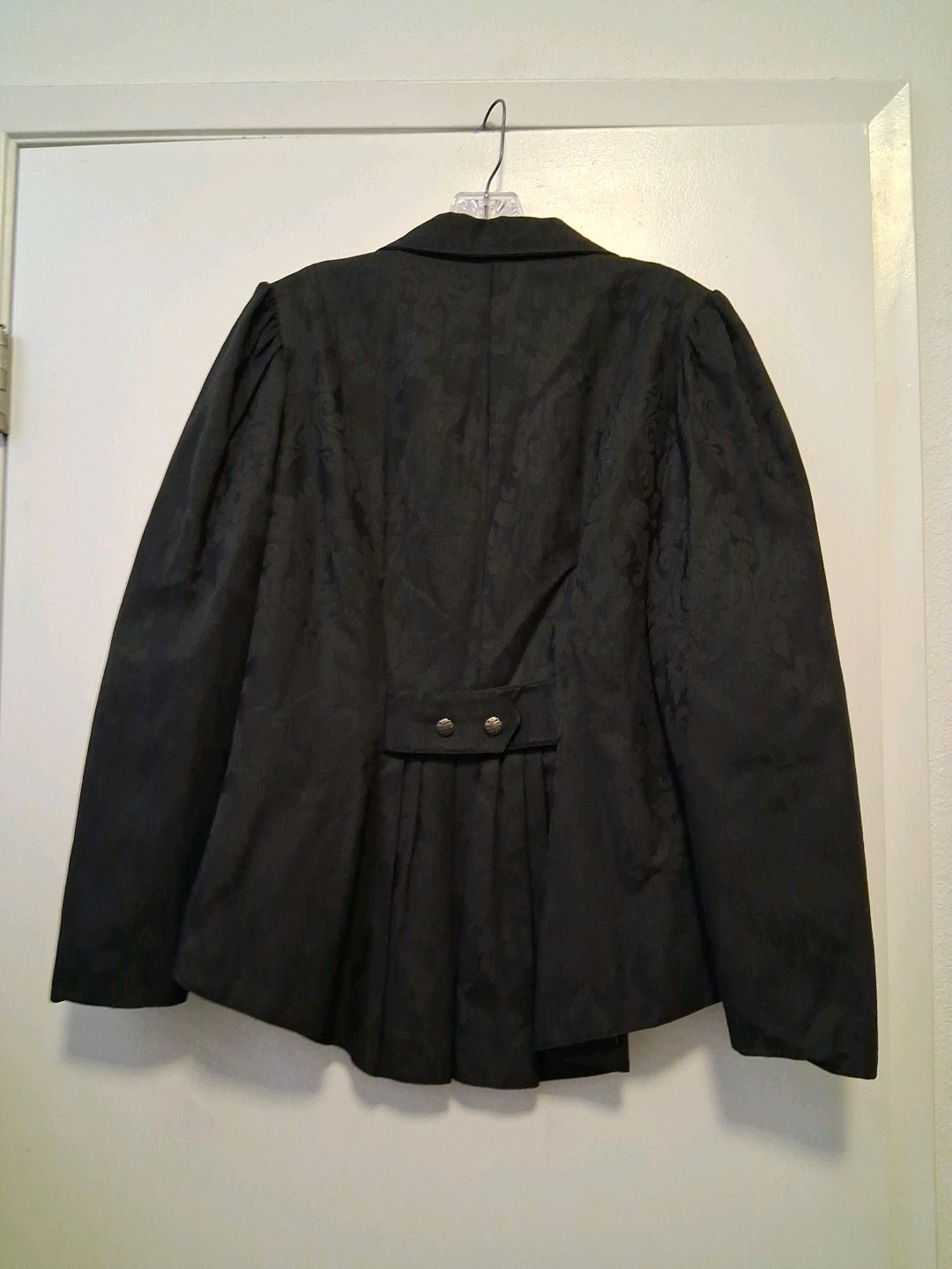 Picture 6 of 10