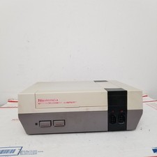 FOR PARTS Nintendo Entertainment System NES Console NES-001 Blinking Red Light