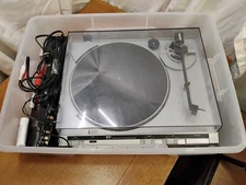 MCS 6205 Belt Drive Fully Automatic Turntable, w/Multiple Accessories, 15ft 2RCA