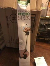 Ideaworks Telescoping Photo Stick SnapShot Button On Handle NEW BOX Damaged