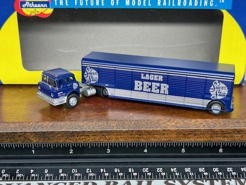 SILVER STATE LAGER BEER DELIVERY FORD C SEMI & BEVERAGE TRAILER HO Scale RTR NEW - Picture 9 of 14