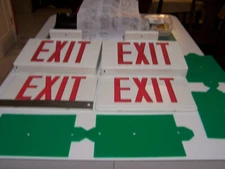 EXIT SIGN 2 - LIGHTED MOUNTED 2 EXIT SIGN = 4 WITH INSTRUCTIONS & GREEN INSERTS
