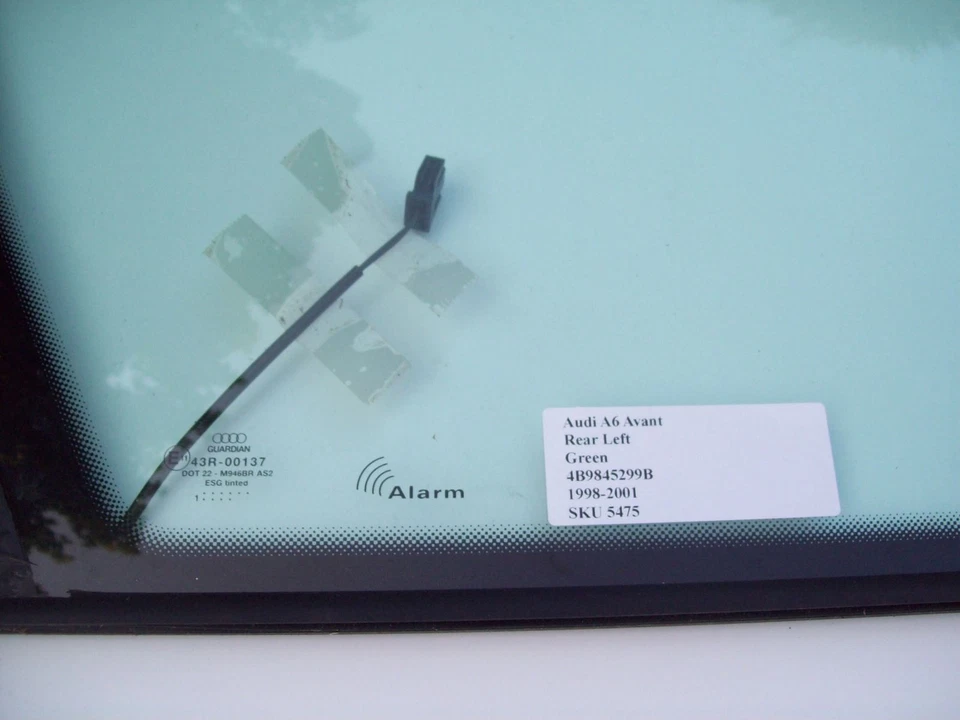 Audi A6 Quarter Glass Rear Left Green 4B9845299B 1998-2001 - Image 3 of 3