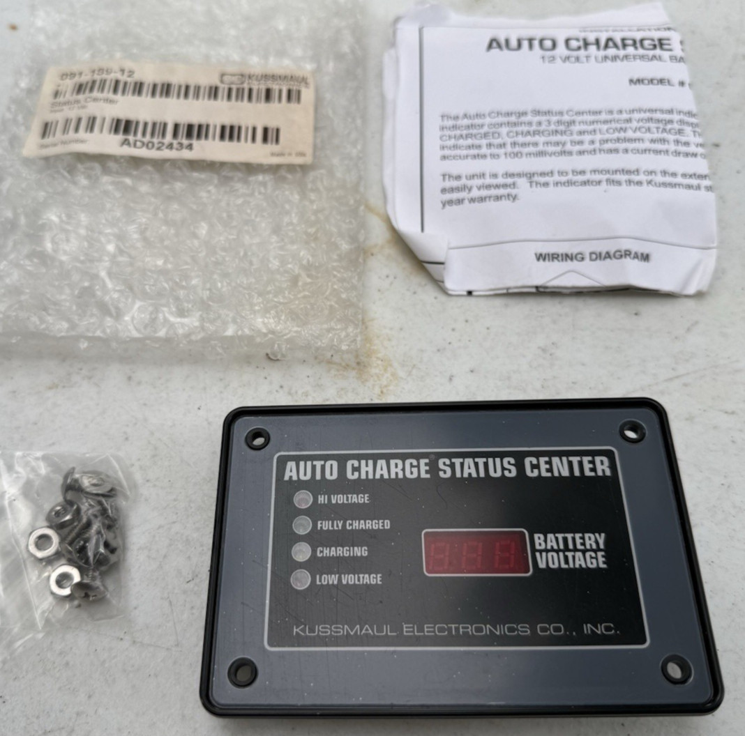 Kussmaul Auto Charge Status Center Model 091-189-12 ~ New Old Stock