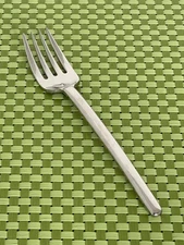 Mikasa ZENA Stainless Dinner Fork Glossy 18-8 Japan Flatware - 7 3/4"