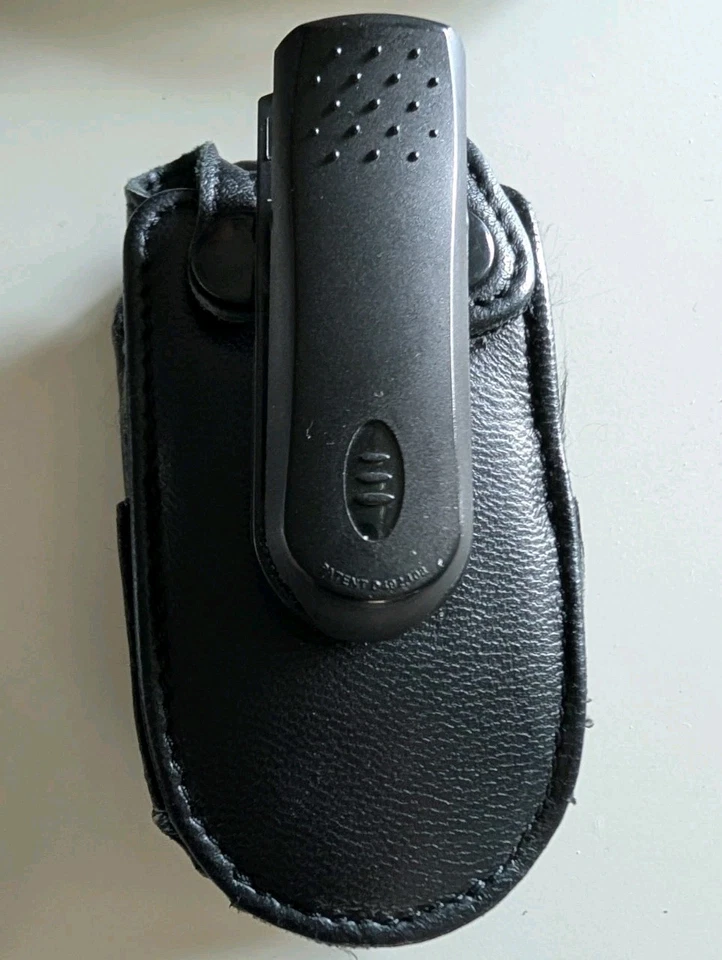 CIB Verizon Wireless Essential Package Headset Leather Case Car Charger - Image 4 of 4