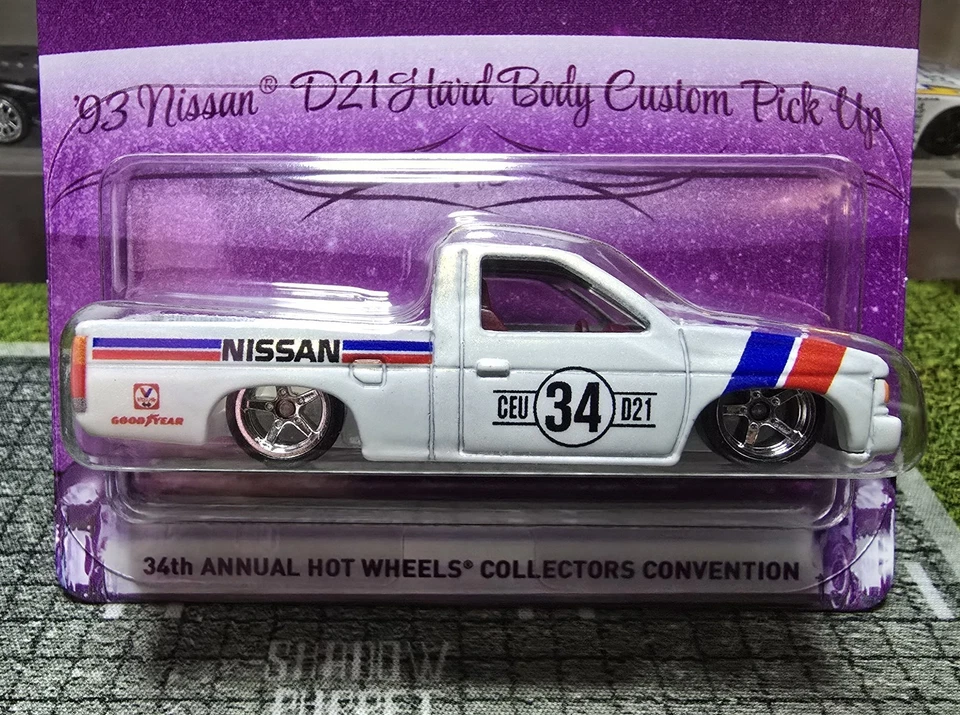 Hot Wheels 2020 - '93 Nissan D21 Hard Body Custom Pickup (34th Convention) #1598 - Image 2 of 3