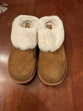 Koolaburra UGG Tizzey Platform Slipper Clog Foam Size 9 Chestnut Faux Fur EUC 
