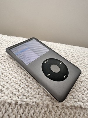Apple iPod classic 7th Generation 160GB MC297J/A Black New Battery
