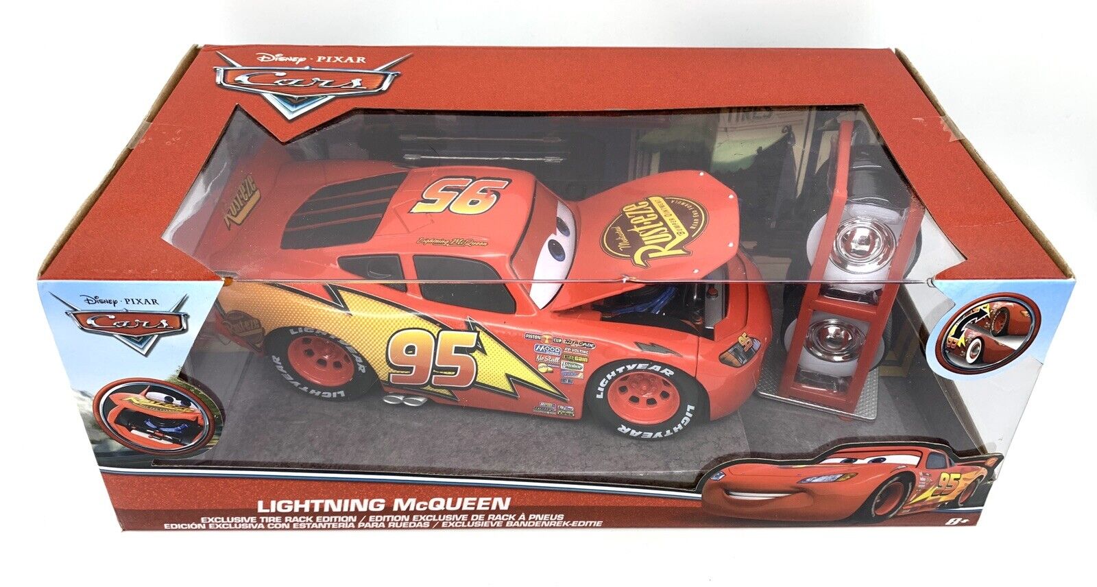 Jada Toys Disney Pixar Cars 3 Lightning McQueen Die-cast Car with Tire Rack  (99751)