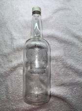Ancienne bouteille Smirnoff - COURONNE en relief Ste Pierre 1818