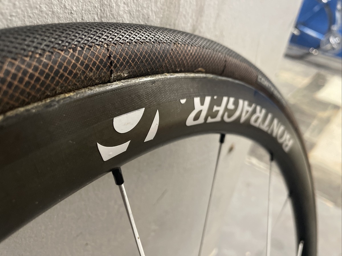 Bontrager Aeolus 3 Carbon Tubular Rim Brake Front Wheel W Bontrager Aeolus 3 Carbon Tubular Rim Brake Front Wheel W
