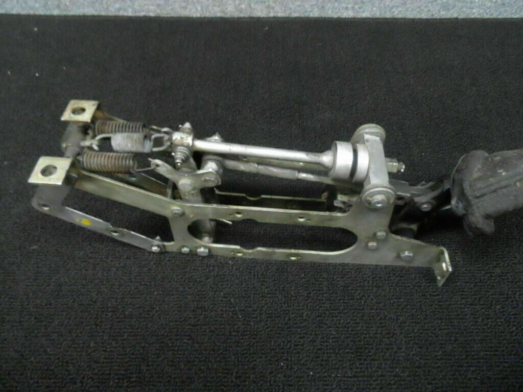 81-89 Rolls Royce Silver Spirit HYDRAULIC suspension Distribution Valve Casing