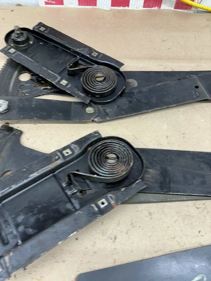 Juego de reguladores de vidrio para puerta de ventana Ford Maverick 1970 1971 1972 Mercury Comet par Foto 3 de 4