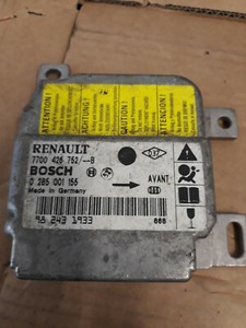 Renault Clio II  Airbagsteuergerät 7700426752 Bosch 0285001155